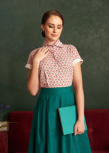 Load image into Gallery viewer, Retro Floral Blouse