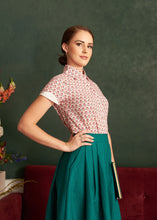 Load image into Gallery viewer, Retro Floral Blouse