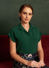 Load image into Gallery viewer, Minki Green Blouse