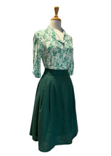 Load image into Gallery viewer, Fabulous Green Floral Blouse