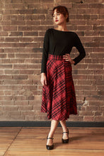 Load image into Gallery viewer, Anna Rose Red & Black Chequer Skirt