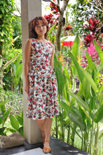Load image into Gallery viewer, Bee Vintage Rose Dress