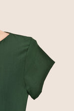 Load image into Gallery viewer, Belluci Bottle Green Linen Dress