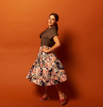 Load image into Gallery viewer, Fabulous Olive Green Blouse