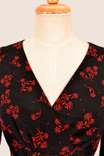 Load image into Gallery viewer, Fiorella Black & Red Long Sleeve Dress