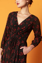 Load image into Gallery viewer, Fiorella Black & Red Long Sleeve Dress