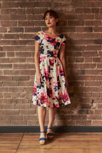 Load image into Gallery viewer, Laura Fuchsia & Navy Floral Linen Dress