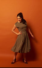 Load image into Gallery viewer, Leah Green Floral Dress