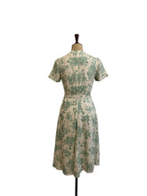 Load image into Gallery viewer, Sakura Cream & Light Green Linen Dress