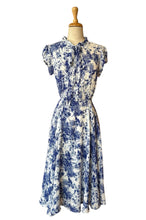 Load image into Gallery viewer, Sabe Blue & Cream Floral Dress