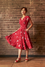 Load image into Gallery viewer, Viola Red &amp; Cream Daisy Dress