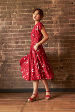 Load image into Gallery viewer, Viola Red & Cream Daisy Dress