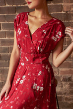 Load image into Gallery viewer, Viola Red & Cream Daisy Dress