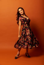 Load image into Gallery viewer, Viola Garden Roses Dress