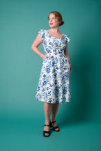 Load image into Gallery viewer, Astrid Navy & Cream Tulip Linen Dress