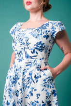 Load image into Gallery viewer, Astrid Navy & Cream Tulip Linen Dress