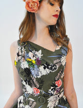 Load image into Gallery viewer, Sofia Green Floral Linen Dress
