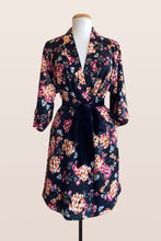 Load image into Gallery viewer, Cherry Blossom Kimono