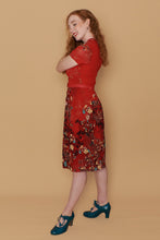 Load image into Gallery viewer, Grace Kelly Red Floral Dress