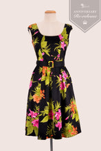 Load image into Gallery viewer, Hawaiian Floral Dress