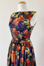 Load image into Gallery viewer, Ines Hibiscus Floral Dress