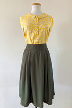 Load image into Gallery viewer, Perla Mustard & Cream Leaves Blouse