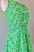 Load image into Gallery viewer, Green Leaf Dress