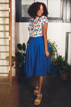 Load image into Gallery viewer, Roxy Indigo Linen Skirt