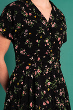 Load image into Gallery viewer, Manette Black &amp; Pink Floral Dress