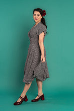 Load image into Gallery viewer, Manette Black &amp; Cream Floral Dress