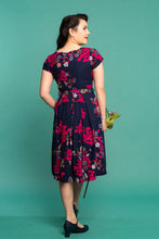 Load image into Gallery viewer, Laura Navy &amp; Fuchsia Linen Dress