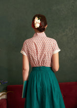 Load image into Gallery viewer, Retro Floral Blouse