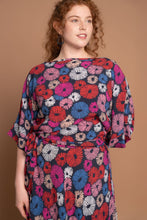 Load image into Gallery viewer, Kimono Abstract Blouse
