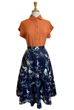 Load image into Gallery viewer, Minki Orange Blouse