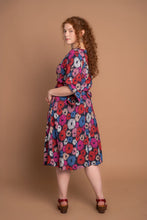 Load image into Gallery viewer, Abstract Print Skirt