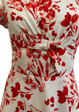 Load image into Gallery viewer, Astrid Red &amp; Cream Tulip Linen Dress