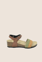 Load image into Gallery viewer, Athena Khaki &amp; Camel