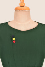 Load image into Gallery viewer, Belluci Bottle Green Linen Dress