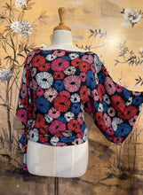 Load image into Gallery viewer, Kimono Multi Abstract Blouse
