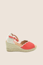 Load image into Gallery viewer, Kaiser Red