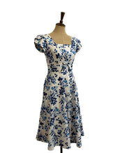 Load image into Gallery viewer, Astrid Navy &amp; Cream Tulip Linen Dress