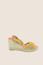 Load image into Gallery viewer, Sabina Mustard &amp; Tan