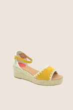 Load image into Gallery viewer, Sol Mustard