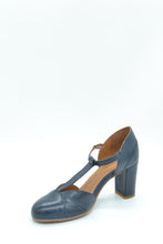 Load image into Gallery viewer, Santana Jeans