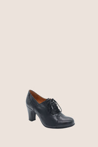 Sintra Black