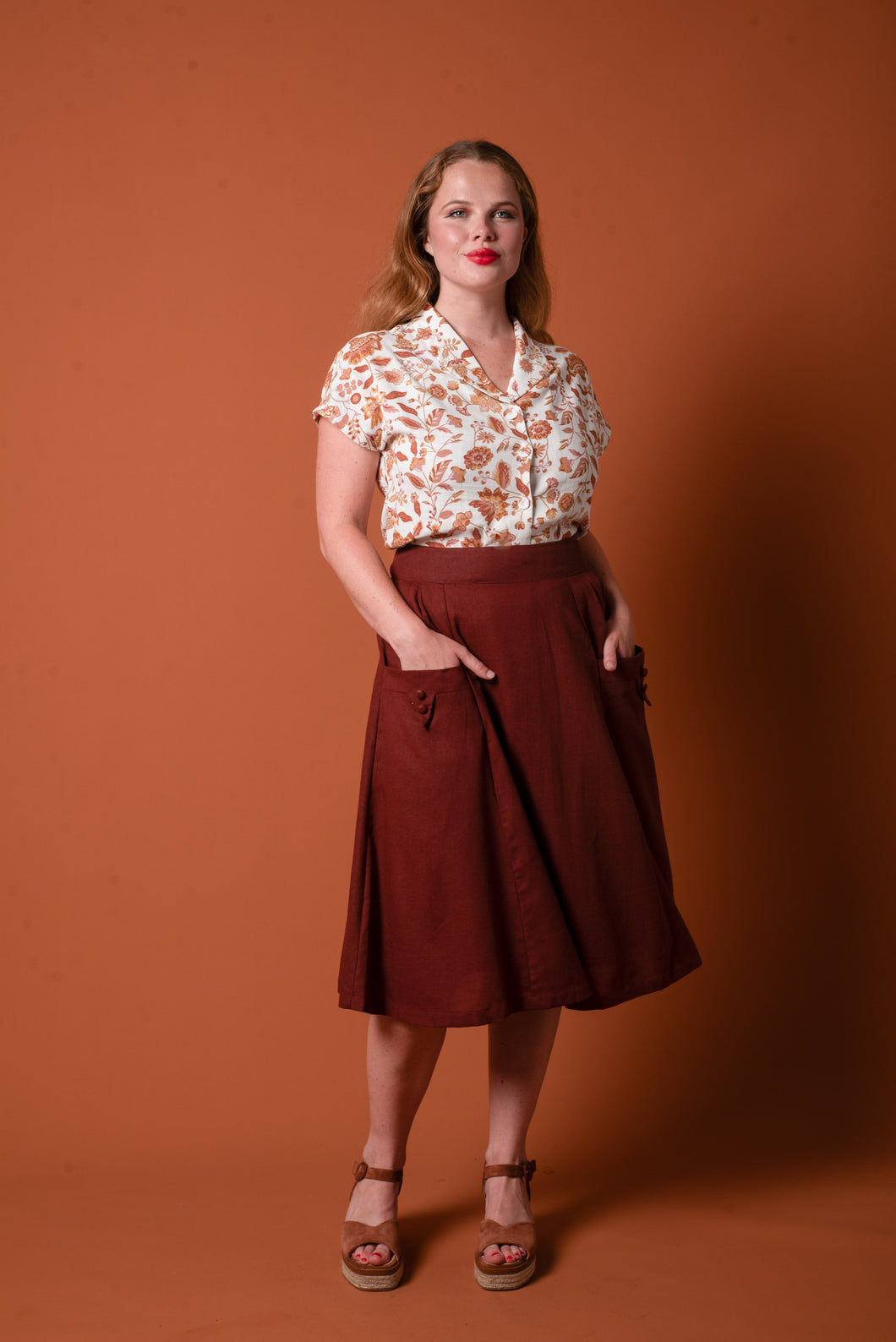 Fabulous Brown Floral Linen Blouse