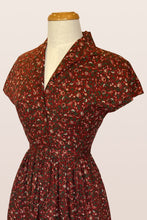 Load image into Gallery viewer, Amilie Mahogany &amp; Bottle Green Floral Dress