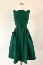 Load image into Gallery viewer, Bee Green Linen Dress