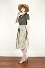 Load image into Gallery viewer, Tropical Green Linen Skirt - Elise Design - 3