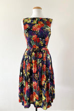 Load image into Gallery viewer, Ines Hibiscus Floral Dress
